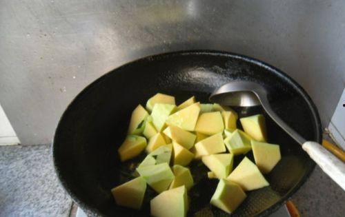 蒸吊瓜直接吃,尽享清新口感与营养美味