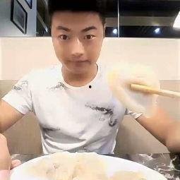 吃货瓜三哥,探寻美食世界的传奇之旅