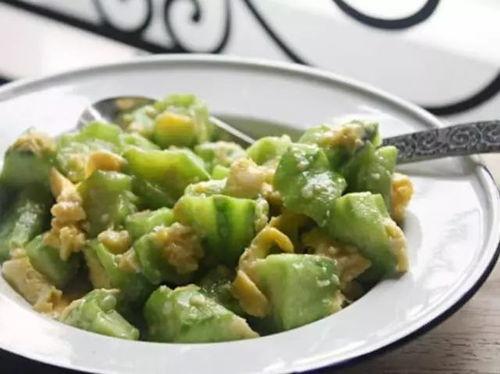 三连板吃瓜,揭秘市场热点背后的故事